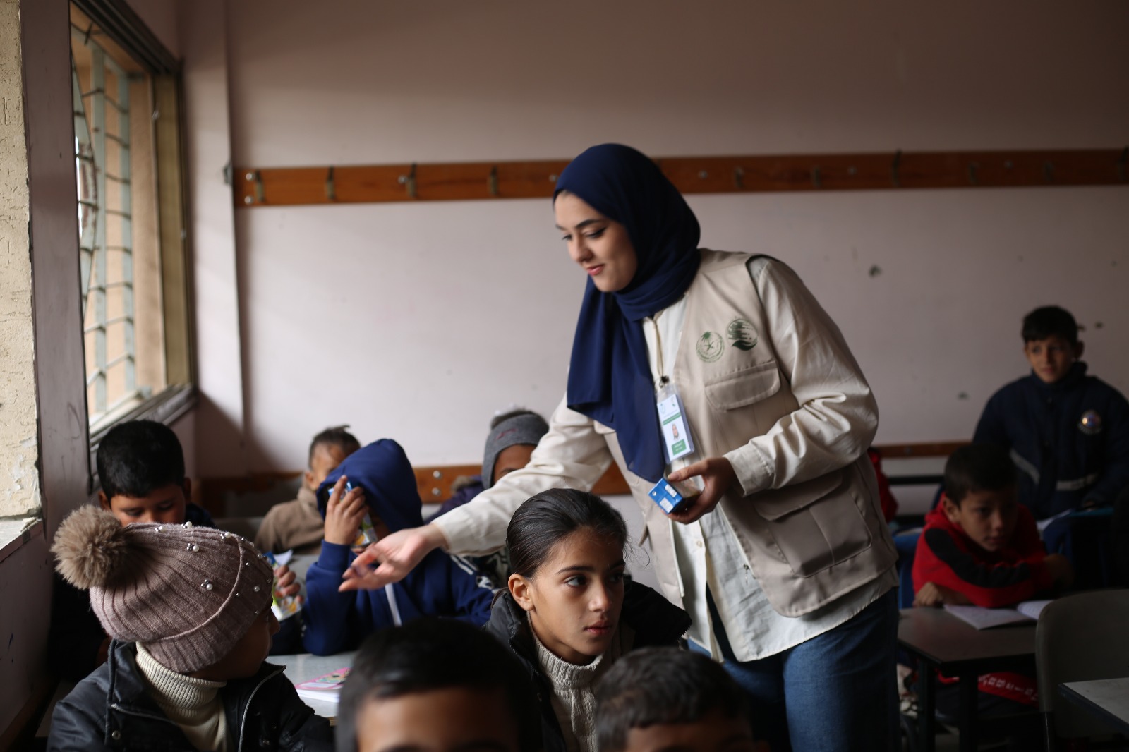 مبادرة توزيع الحليب على المراكز التعليمية
